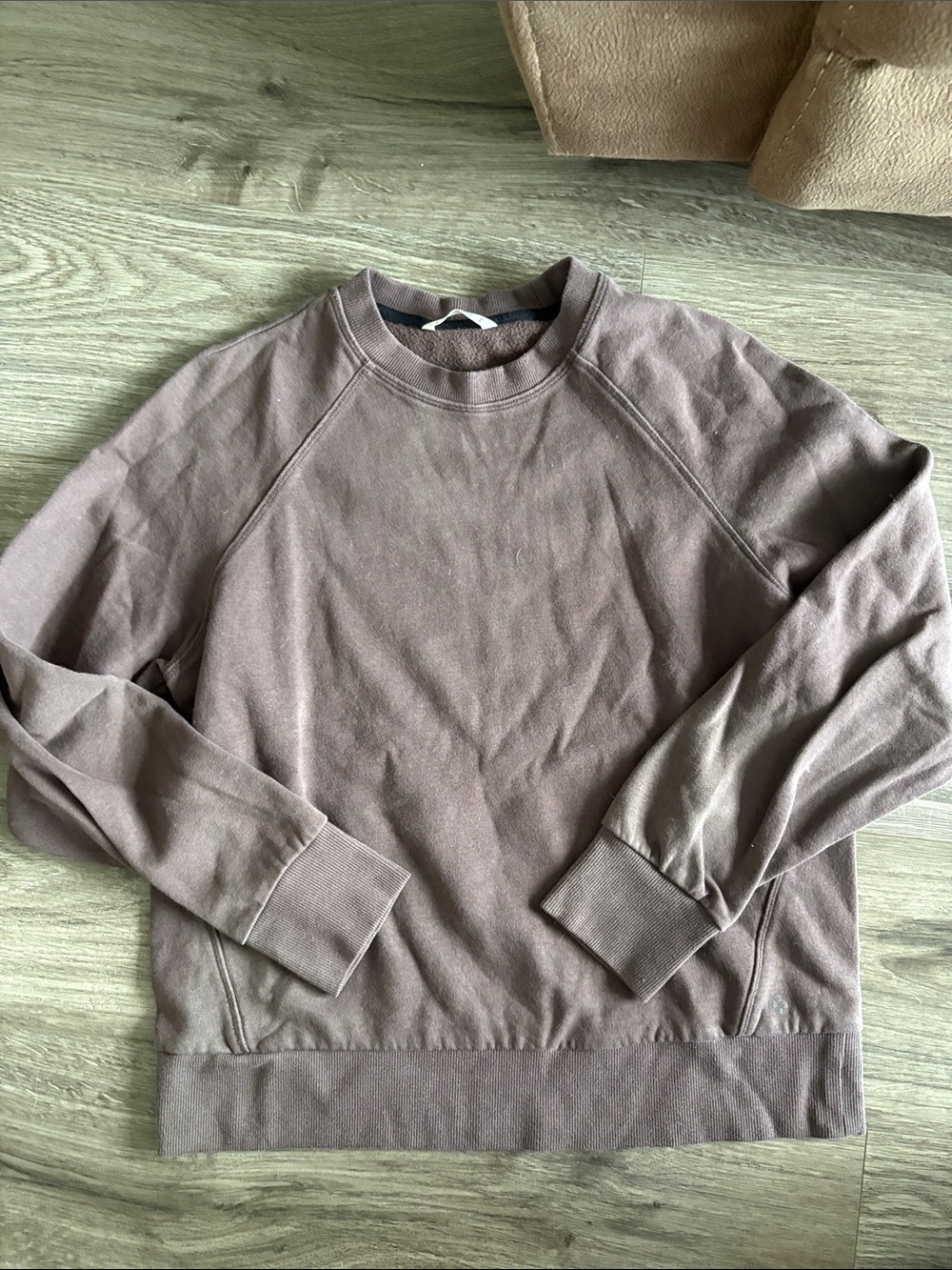 Men's Crewneck Sweatshirt in Mauve Brown